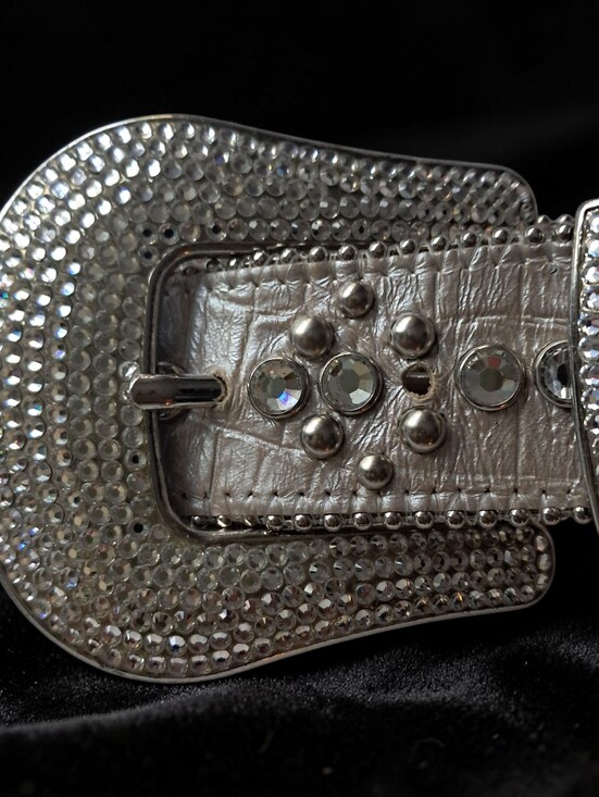 b.b. Simon Swarovski Crystal Encrusted Leather Belt Beautiful Preloved Condition main image 9